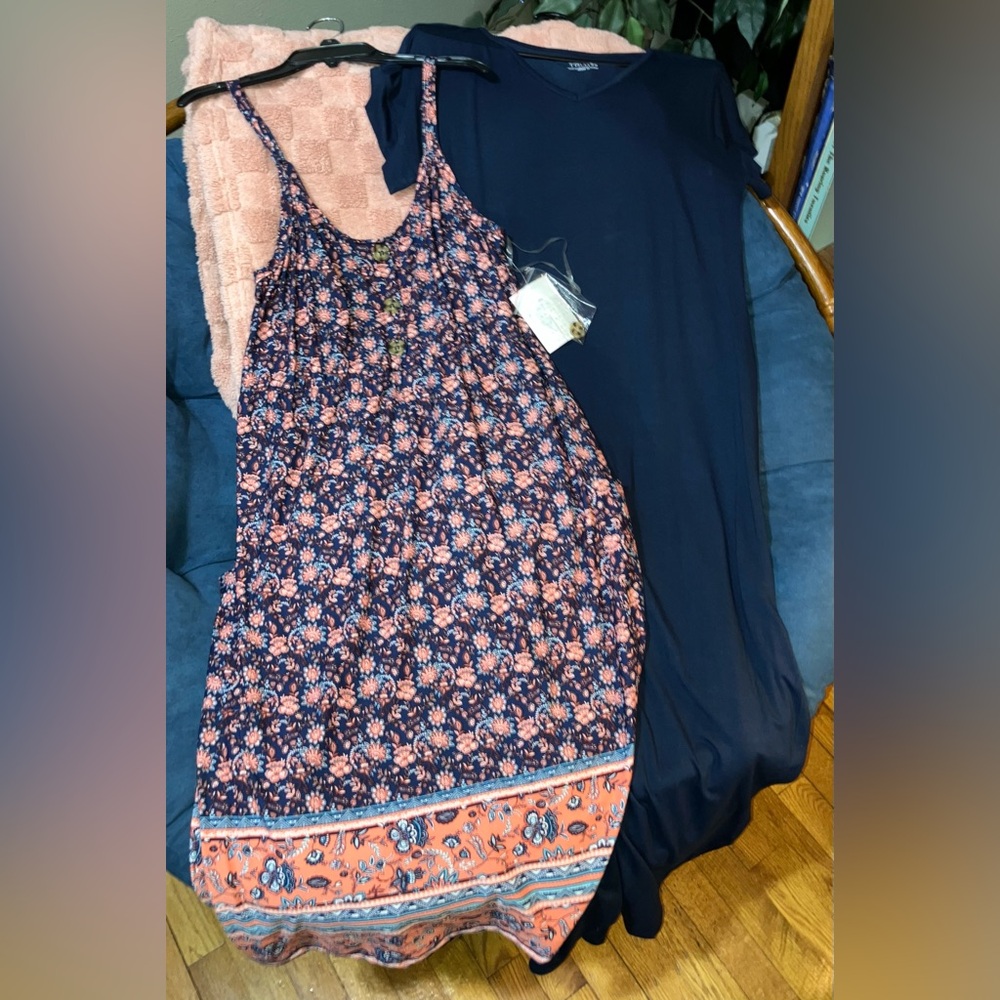 Lot of maxi dresses
